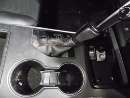 2016 TOYOTA CAMRY SE WHITE 2.5 AT Z20916